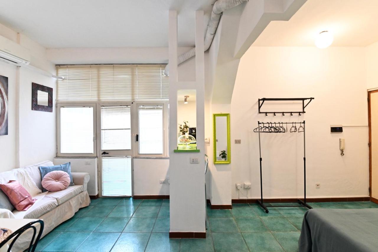 Izzhome City Love Κάλιαρι Εξωτερικό φωτογραφία